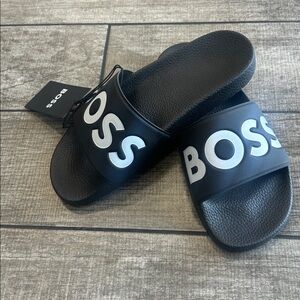 100% authentic Hugo Boss men’s slipper / Sandal NWT